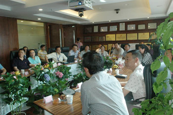 電子信息行業(yè)企業(yè)家及協(xié)會領(lǐng)導(dǎo)蒞臨參觀指導(dǎo) 電子信息行業(yè)企業(yè)家及協(xié)會領(lǐng)導(dǎo)蒞臨參觀指導(dǎo)